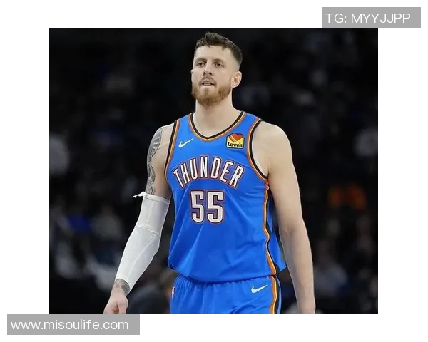 雷霆第二节轰40分拉开分差,哈滕单节7中7&半场20+10 雷霆第二节轰40分拉开分差,哈滕单节7中7&半场20+10