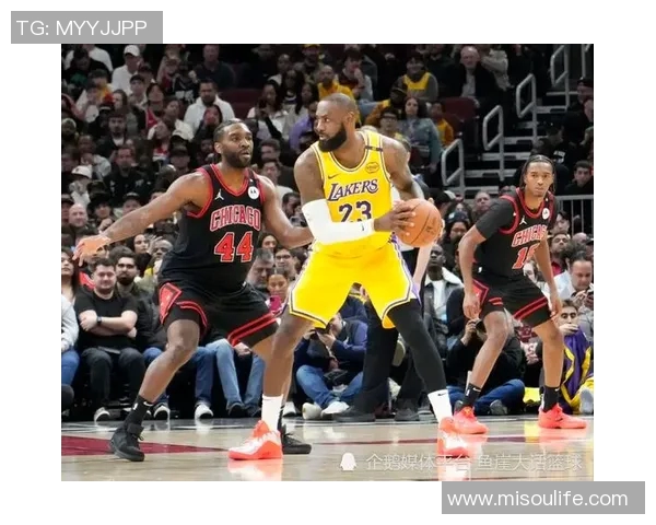 湖人119-132马刺！无奈不是输球，是詹姆斯赛后不满，他把话挑明